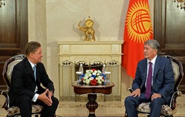 Алексей Миллер и Алмазбек Атамбаев. Фото сайта Президента Кыргызской Республики